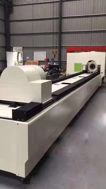 激光切管卡盤應用現場